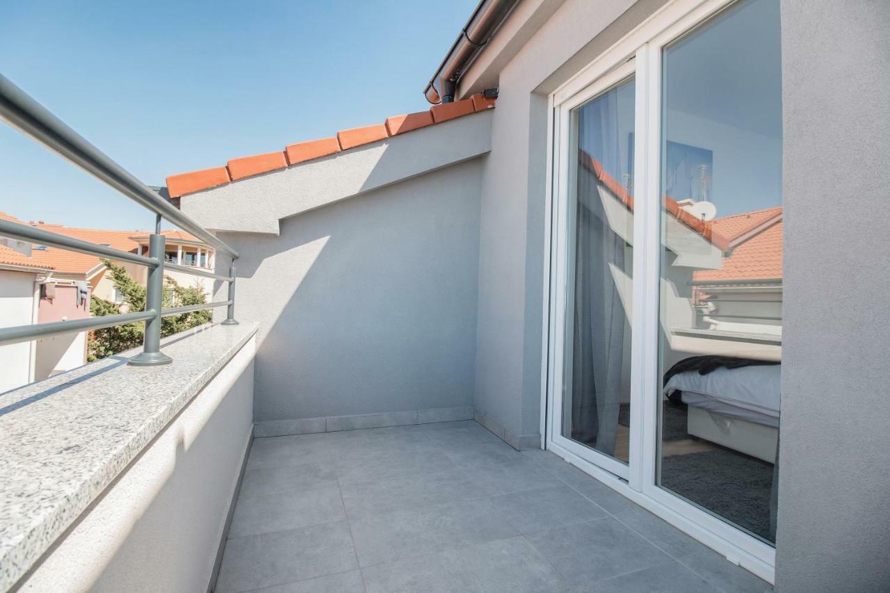Apartment Hera With Balcony And Free Parking Zadar Exteriör bild